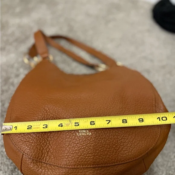 Vince Camuto Tan Shoulder Bag - Picture 13 of 16